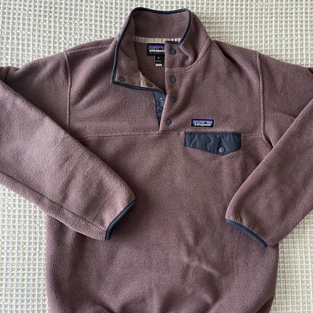 SOLD!!!! Women’s Patagonia Synchilla® Snap-T® Pullover - Picture 1 of 3